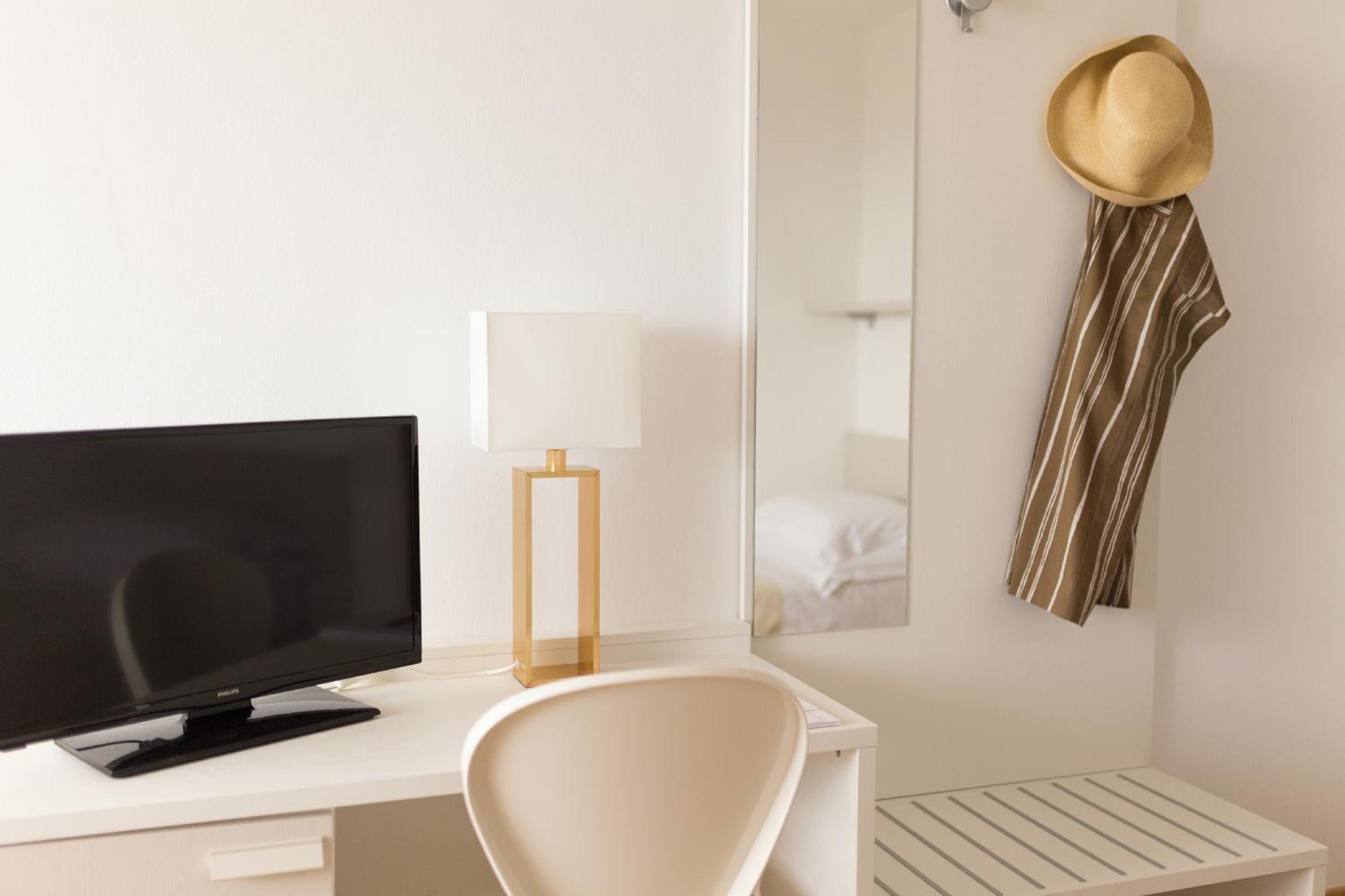 Double or Twin Room Balcony